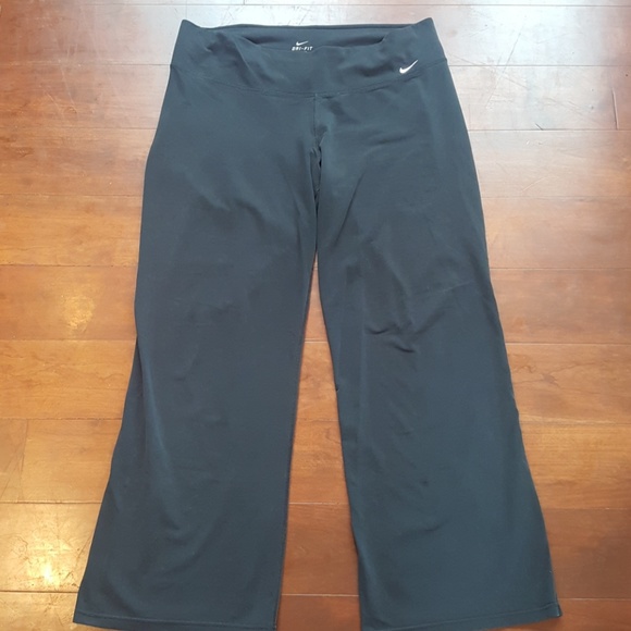 nike wide leg yoga pants